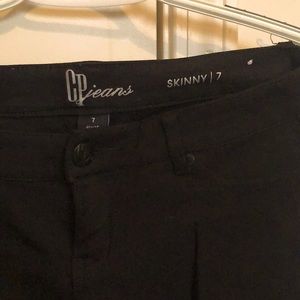 Black low cut skinny jeans size 7